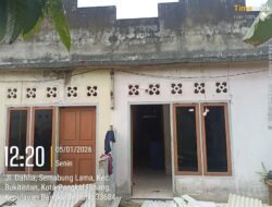 Teras Rumah Roboh dan Retak Gara-Gara-Gara Jet blast Pesawat Lion, Angkasa pura Ganti Rugi 1 Juta, warga Beli Asbes Saja Dak Cukup